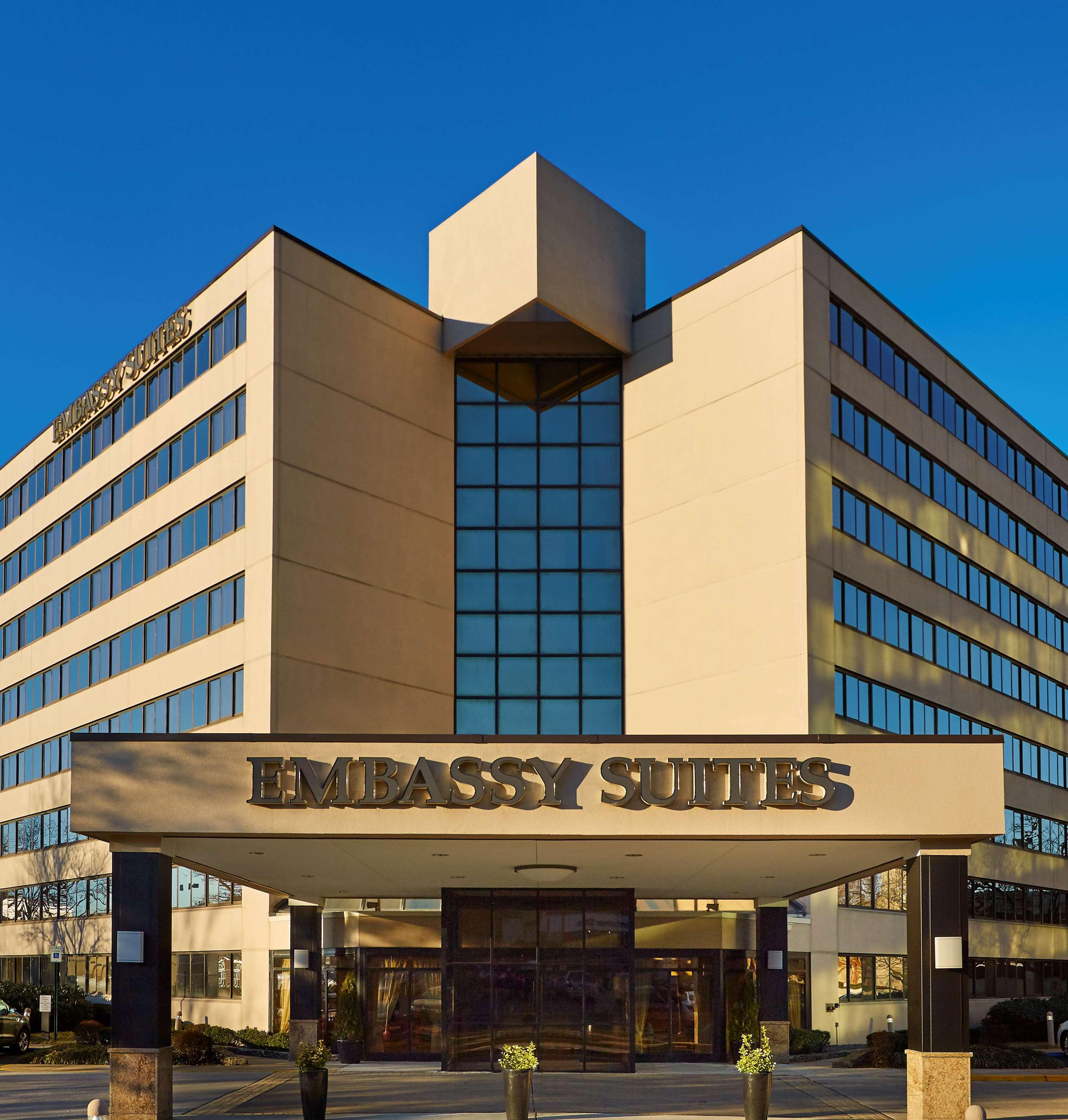 Embassy Suites Tysons Corner Εξωτερικό φωτογραφία