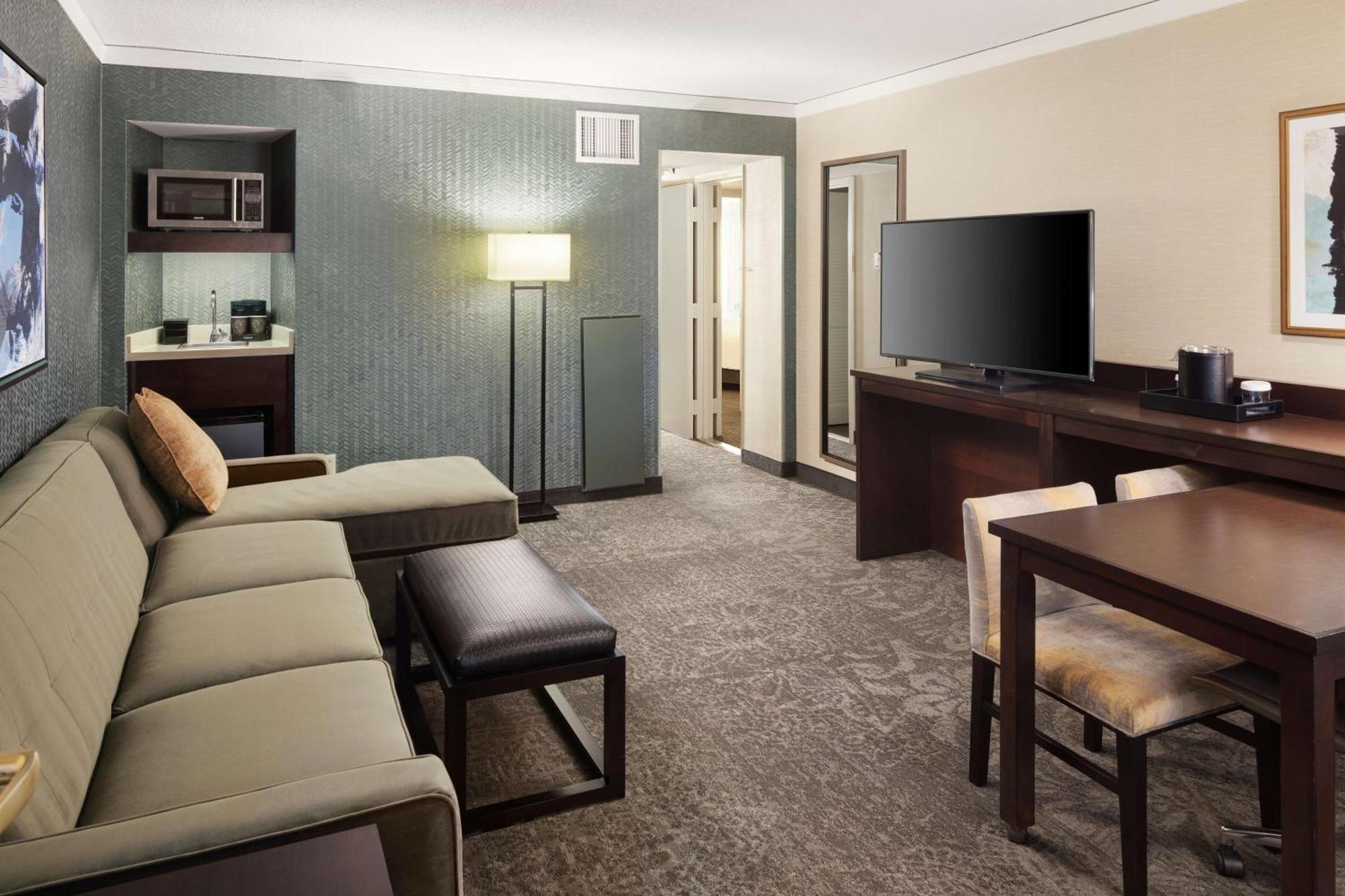 Embassy Suites Tysons Corner Εξωτερικό φωτογραφία