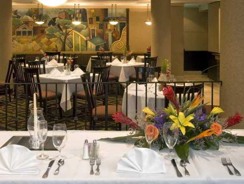 Embassy Suites Tysons Corner Εστιατόριο φωτογραφία