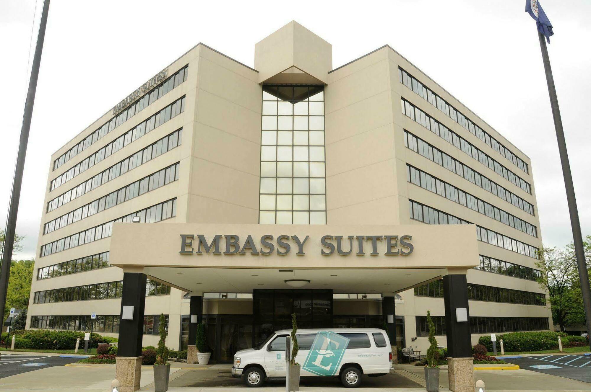 Embassy Suites Tysons Corner Εξωτερικό φωτογραφία